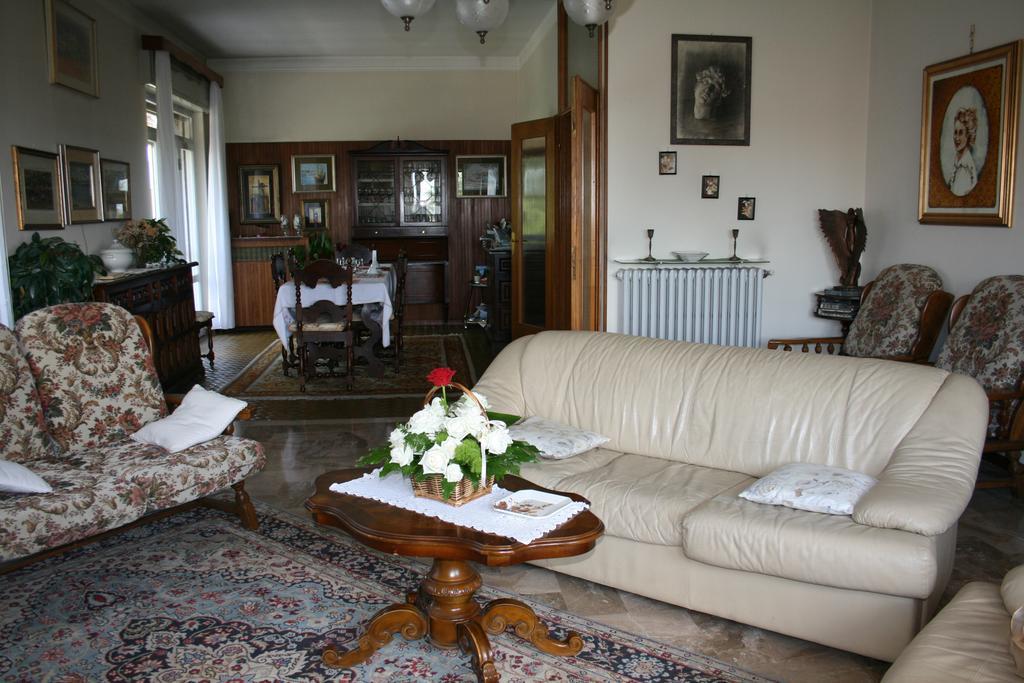 B&B Il Glicine Bedizzole Zewnętrze zdjęcie