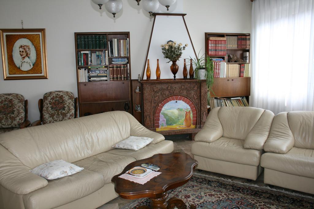 B&B Il Glicine Bedizzole Zewnętrze zdjęcie